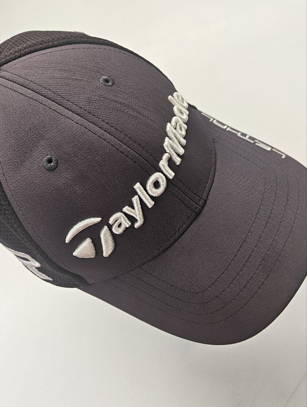 TaylorMade RBZ R11S Adjustable Flex Fit Stretch OSFM - Gray (Tag is S/M)